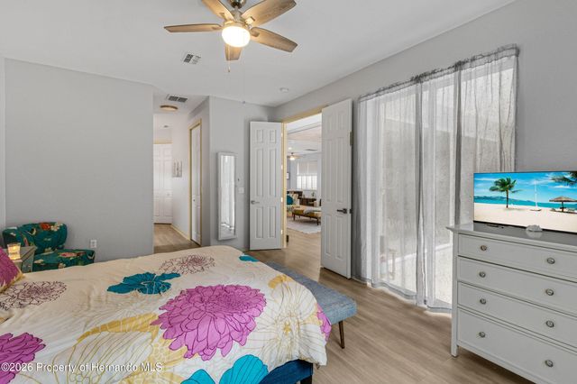 5466 Legend Hills Lane, Brooksville, FL 34609