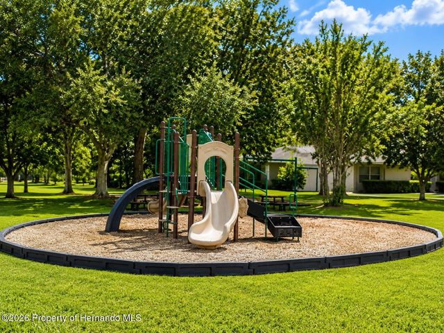 5466 Legend Hills Lane, Brooksville, FL 34609