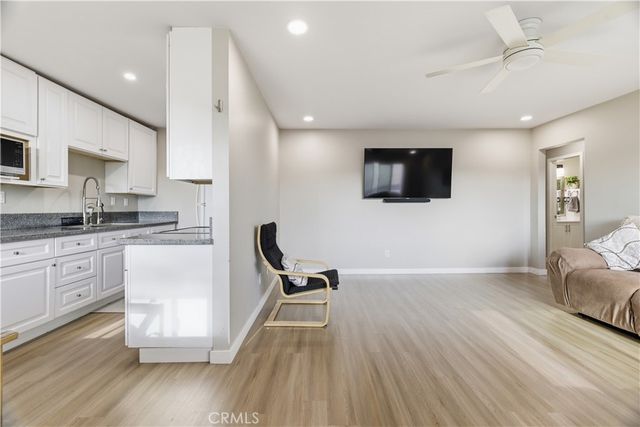 5535 Ackerfield Avenue 28, Long Beach, CA 90805