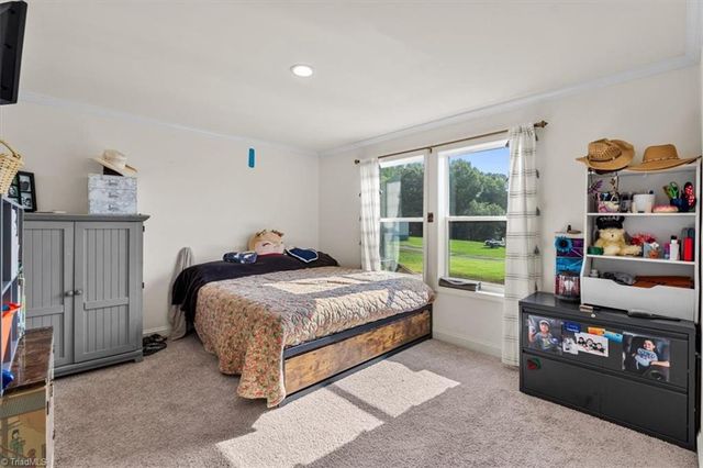 243 Blue Rose Lane, Lexington, NC 27295