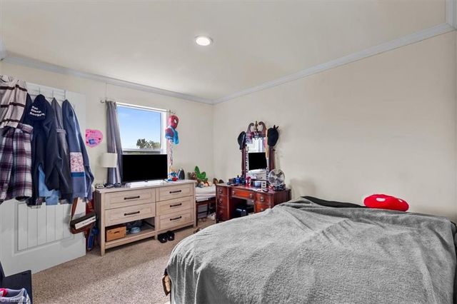 243 Blue Rose Lane, Lexington, NC 27295
