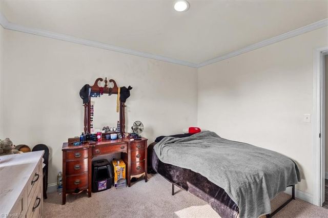243 Blue Rose Lane, Lexington, NC 27295