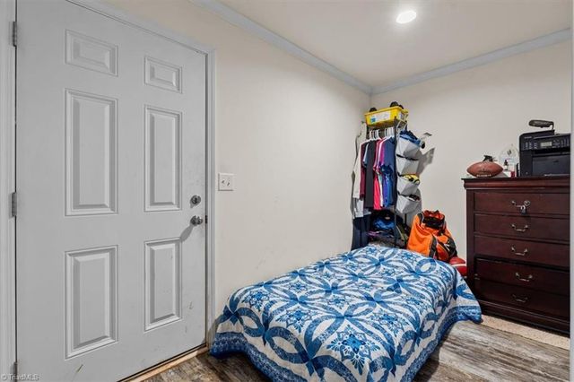243 Blue Rose Lane, Lexington, NC 27295