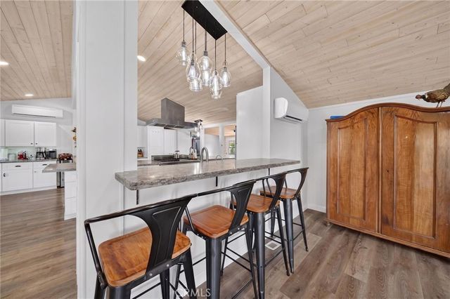 17535 Bear Valley Lane, Escondido, CA 92027