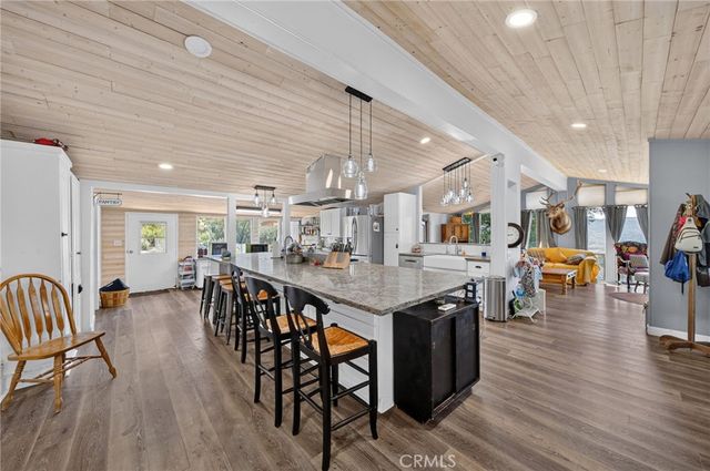 17535 Bear Valley Lane, Escondido, CA 92027