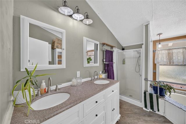 17535 Bear Valley Lane, Escondido, CA 92027