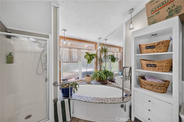 17535 Bear Valley Lane, Escondido, CA 92027