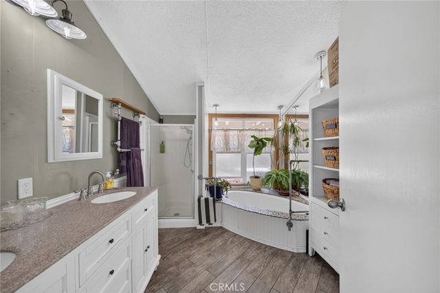 17535 Bear Valley Lane, Escondido, CA 92027