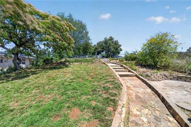 17535 Bear Valley Lane, Escondido, CA 92027