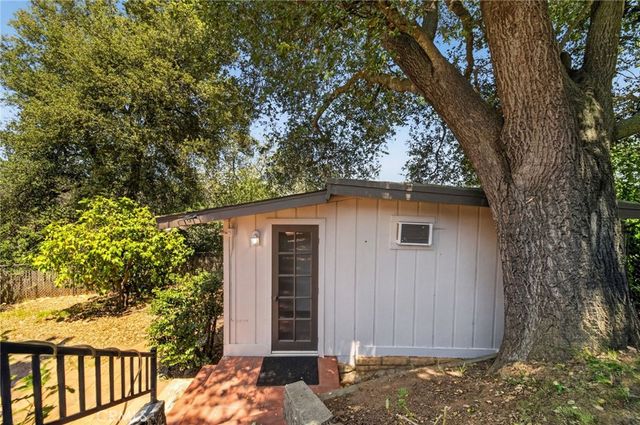 17535 Bear Valley Lane, Escondido, CA 92027