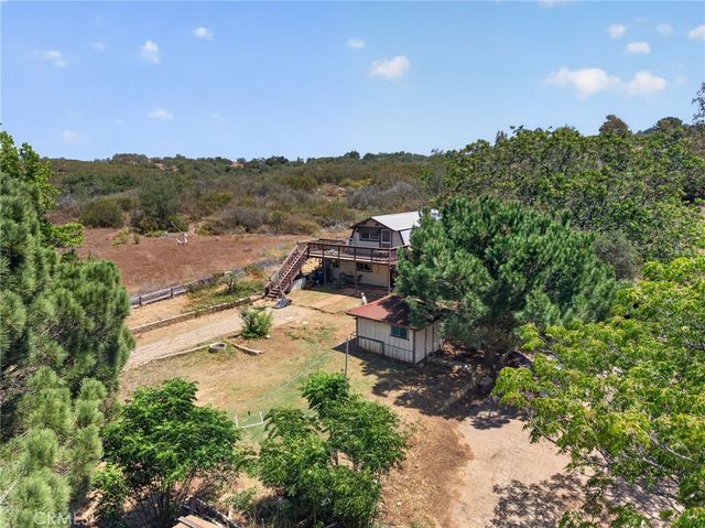 17535 Bear Valley Lane, Escondido, CA 92027