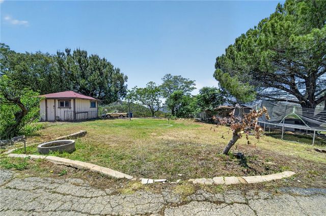 17535 Bear Valley Lane, Escondido, CA 92027