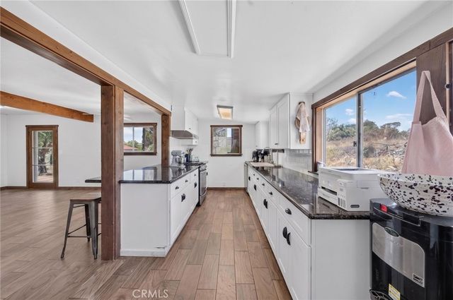 17535 Bear Valley Lane, Escondido, CA 92027