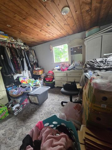 415 E Harris Street, Cadillac, MI 49601