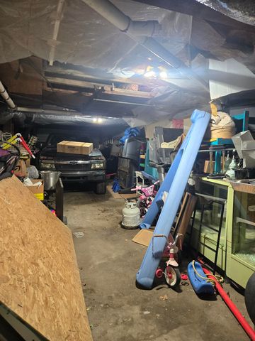 415 E Harris Street, Cadillac, MI 49601