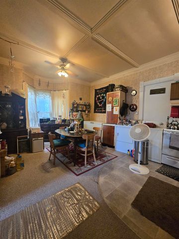 415 E Harris Street, Cadillac, MI 49601