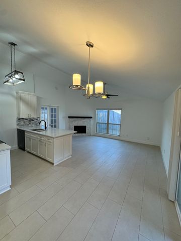 4522 Jenkins Street, The Colony, TX 75056