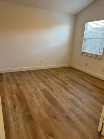 4522 Jenkins Street, The Colony, TX 75056