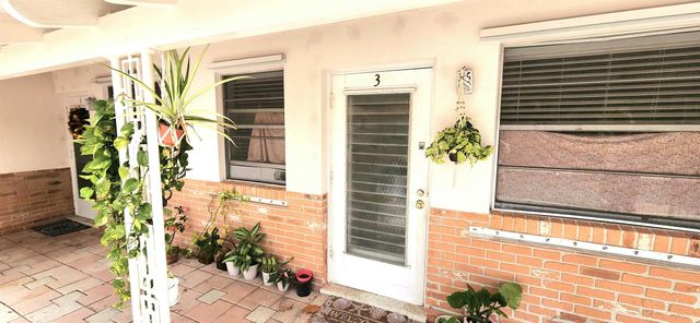 143 Inlet Way 3, Palm Beach Shores, FL 33404