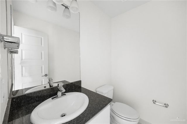 2404 Harmony Lane B, Mission, TX 78574