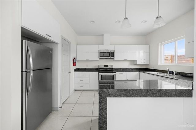 2404 Harmony Lane B, Mission, TX 78574