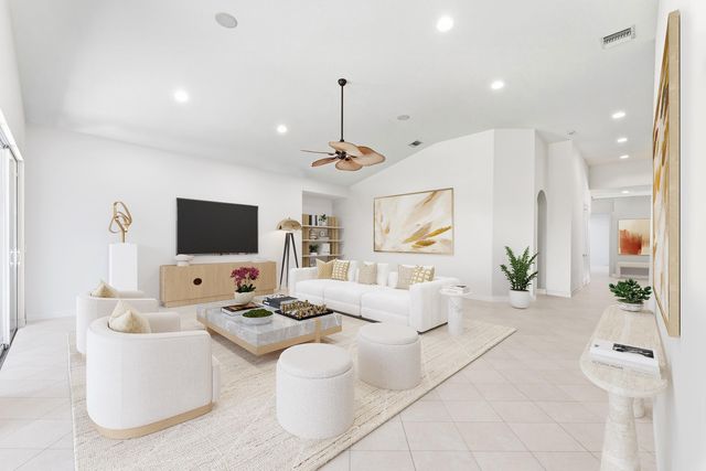 112 Palm Point Circle D, Palm Beach Gardens, FL 33418