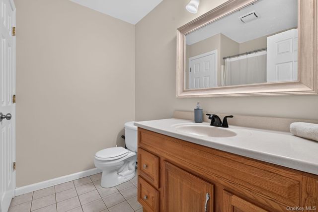 59 Gillespie Street, Pine Bush, NY 12566