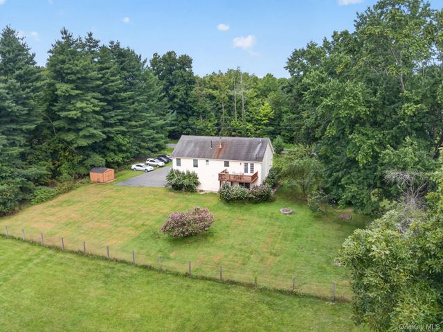 59 Gillespie Street, Pine Bush, NY 12566