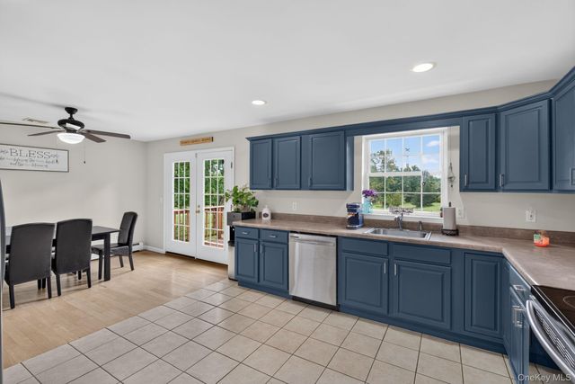 59 Gillespie Street, Pine Bush, NY 12566