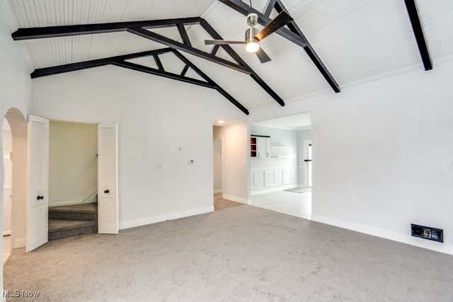 231 E Dresden Avenue, Akron, OH 44301