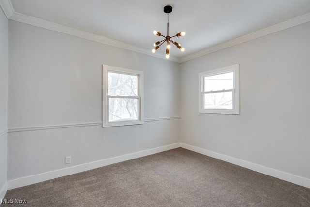 231 E Dresden Avenue, Akron, OH 44301