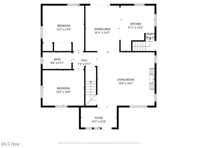 231 E Dresden Avenue, Akron, OH 44301