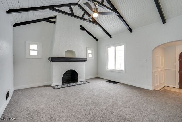 231 E Dresden Avenue, Akron, OH 44301