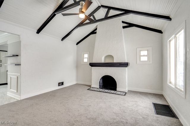 231 E Dresden Avenue, Akron, OH 44301