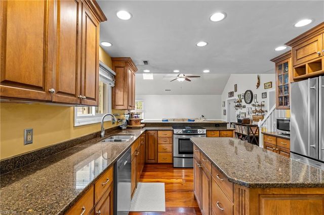 230 Marina RCH, Chesapeake, VA 23320