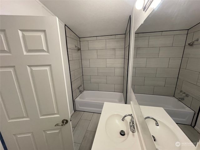 5705 SW Littlerock Road #16, Tumwater, WA 98512