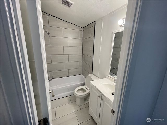 5705 SW Littlerock Road #16, Tumwater, WA 98512