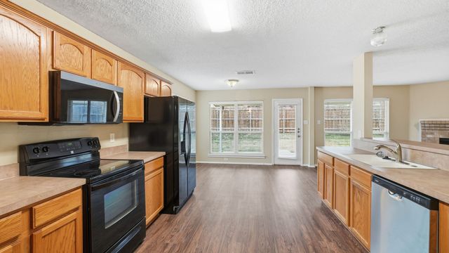 2813 Island Wren Drive, Mesquite, TX 75181