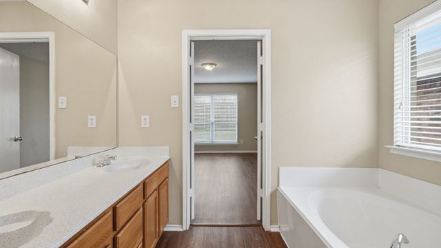 2813 Island Wren Drive, Mesquite, TX 75181