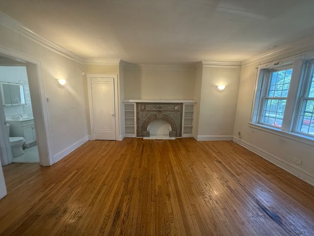 6348 13th Street A02, Berwyn, IL 60402