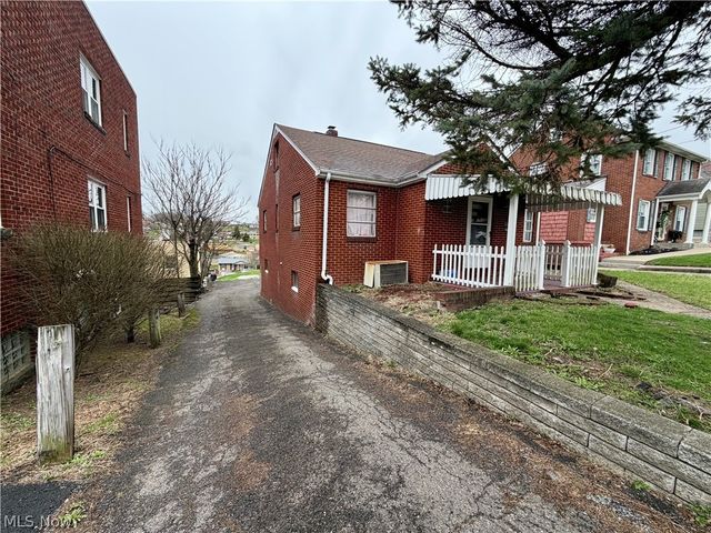 2410 Sunset Boulevard, Steubenville, OH 43952