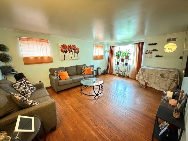 2410 Sunset Boulevard, Steubenville, OH 43952