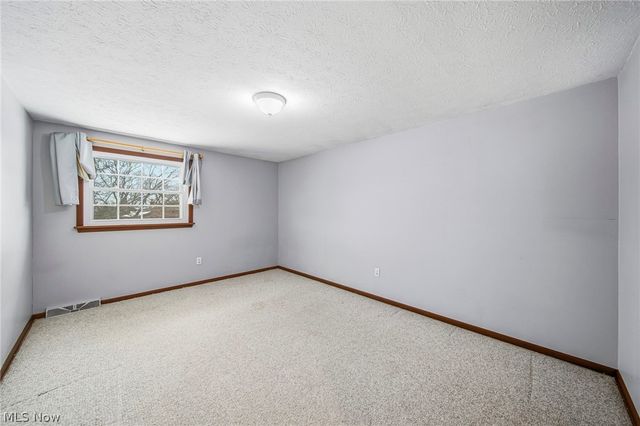 30302 Overlook Drive, Wickliffe, OH 44092