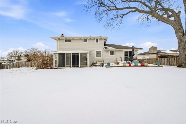 30302 Overlook Drive, Wickliffe, OH 44092