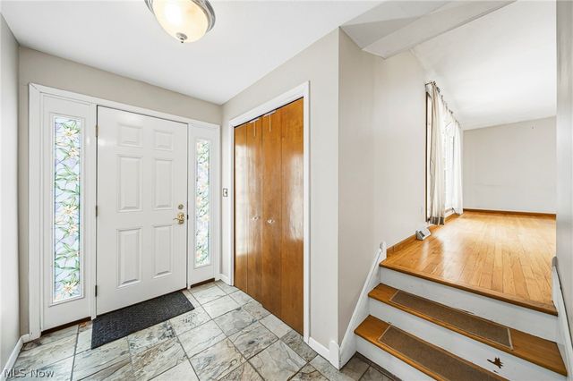 30302 Overlook Drive, Wickliffe, OH 44092