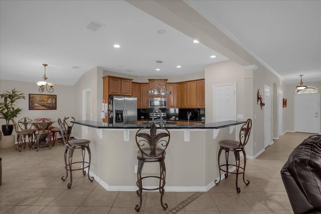 2284 PICKFORD CIRCLE, Apopka, FL 32703