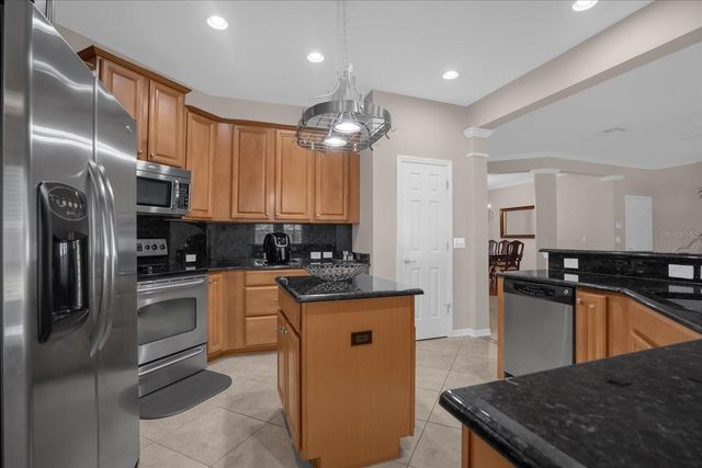 2284 PICKFORD CIRCLE, Apopka, FL 32703