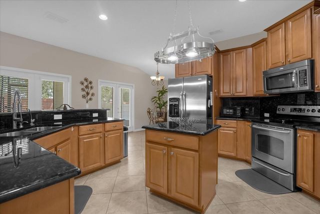 2284 PICKFORD CIRCLE, Apopka, FL 32703