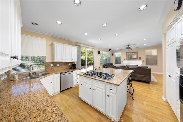 21 Foxcrest, Irvine, CA 92620