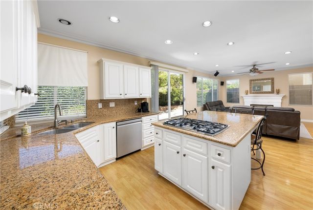 21 Foxcrest, Irvine, CA 92620
